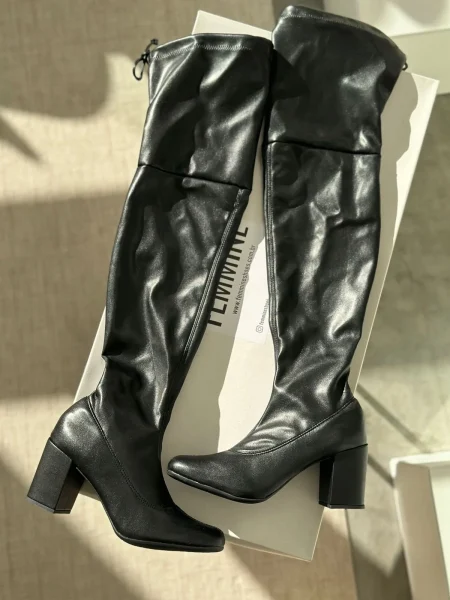 Bota Over Ivy Black