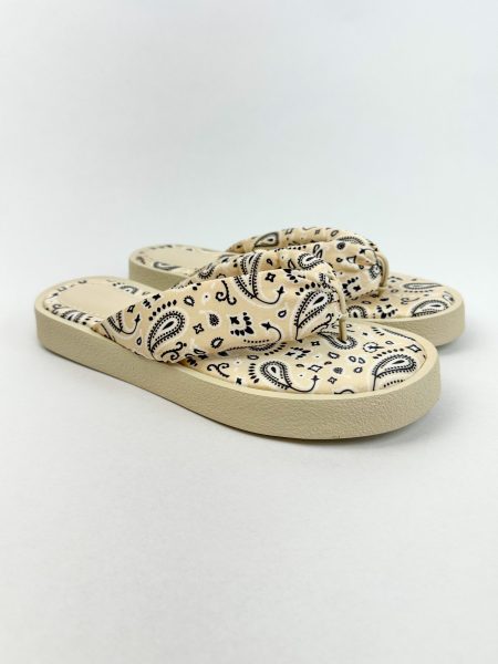 Livia - Chinelo Paisley Acolchoado Off