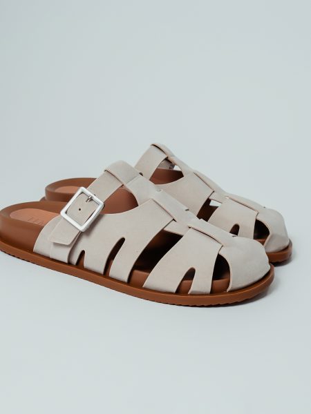 Vic - Clog Feminino Camurça Vazado Cinza
