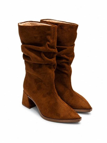 BOTA FEMININA CANO MÉDIO SLOUCH LOHANY CARAMELO