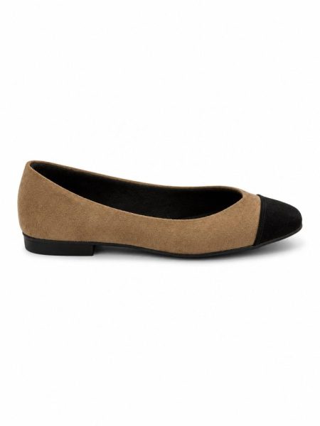 Sapatilha Bailarina Cap Toe Tata Nude/Preta